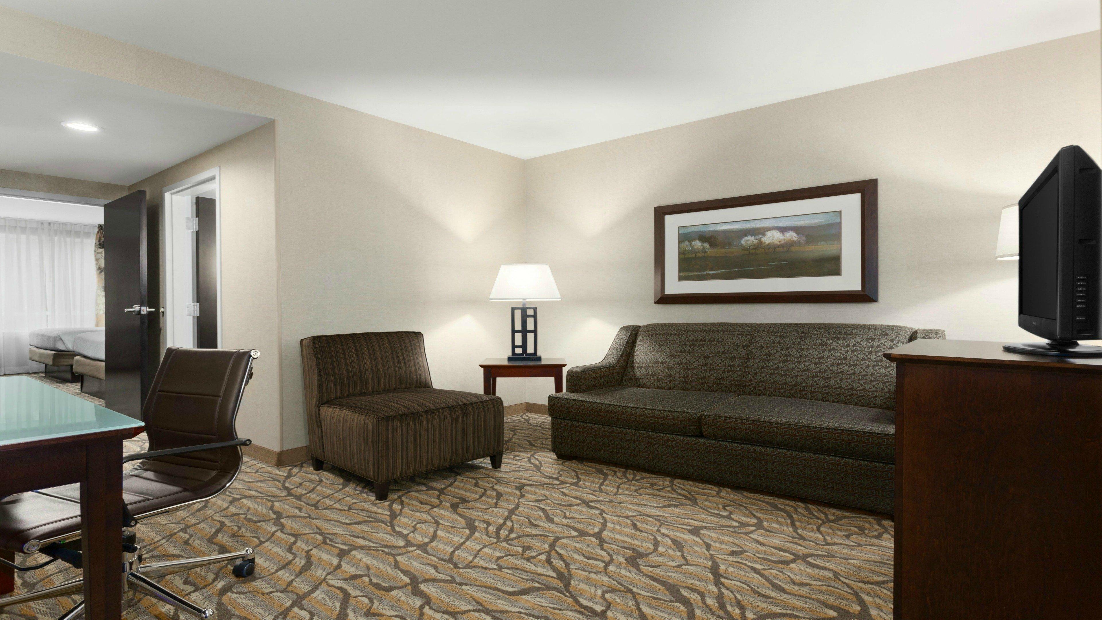 Holiday Inn Hotel & Suites Gateway By Ihg Williamsburg Eksteriør billede
