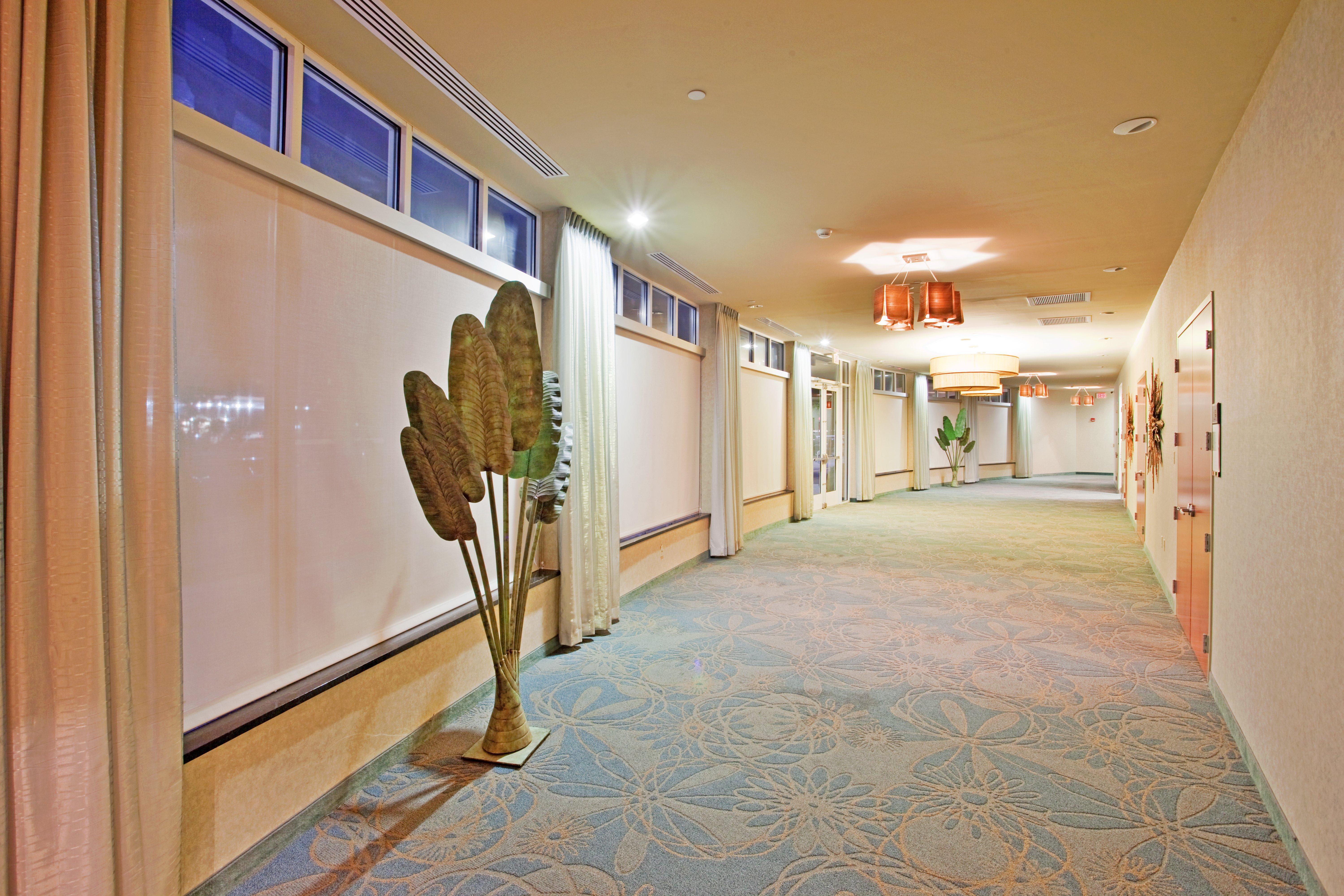 Holiday Inn Hotel & Suites Gateway By Ihg Williamsburg Eksteriør billede