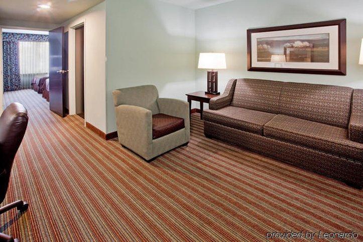 Holiday Inn Hotel & Suites Gateway By Ihg Williamsburg Eksteriør billede